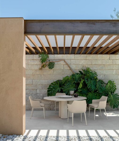 Salinas Tavolo da pranzo D 135 Accoya 1