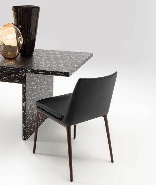 Claude Sedia pranzo 1